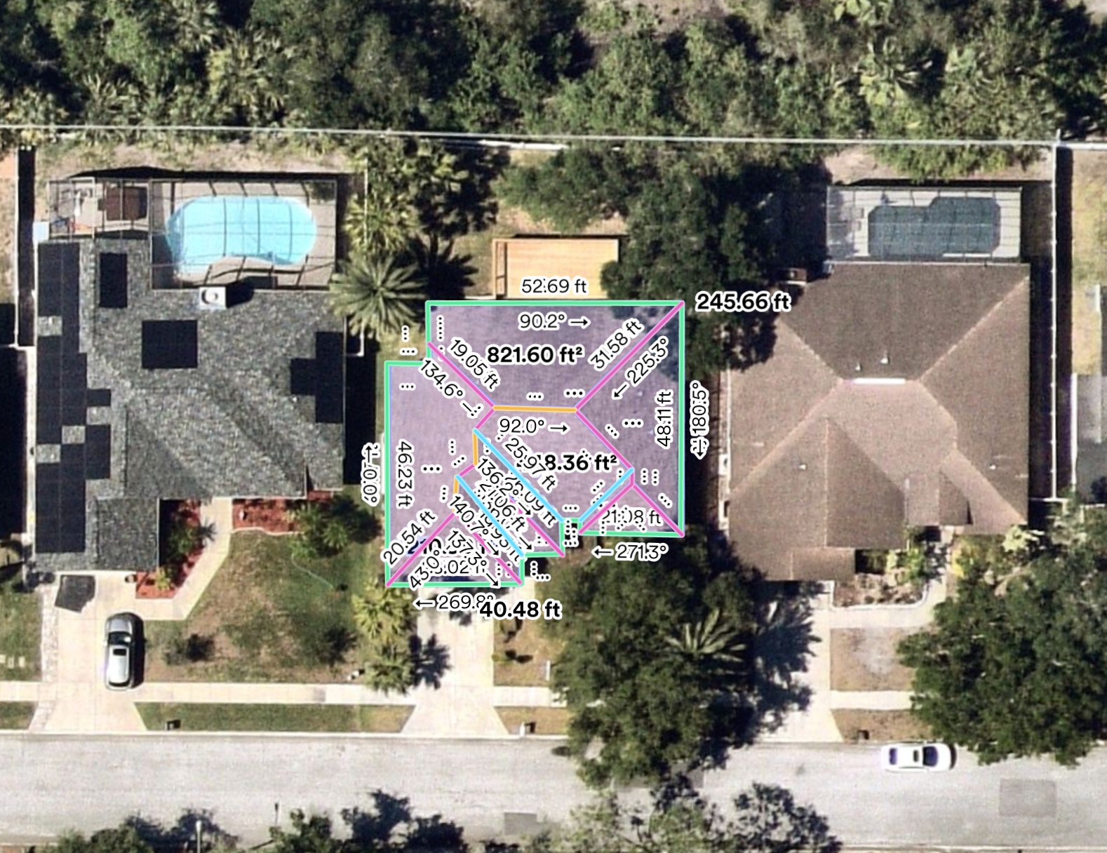 Aerial roof measurement showing facet areas, edge lengths, and pitch angles